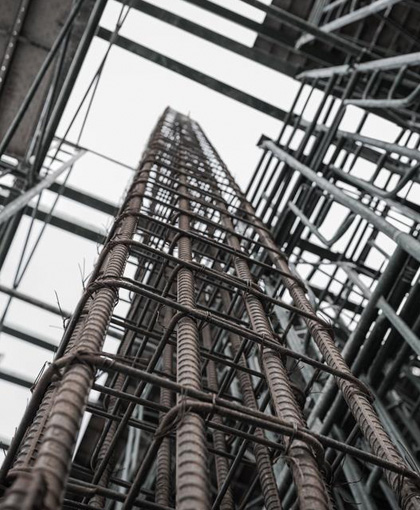 Corte e Dobra de Aço Para Construção